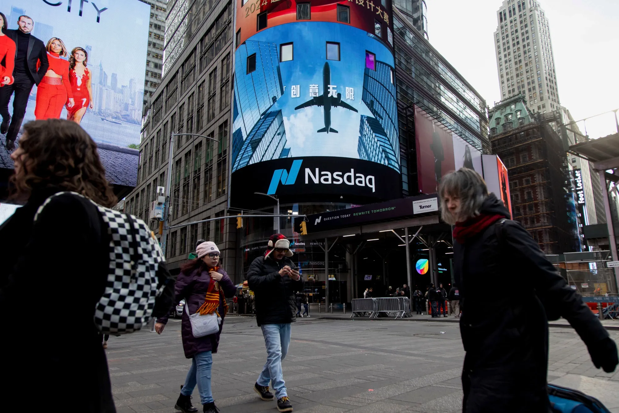 First Day Of Trading For 2025 At The NYSE And NASDAQ
