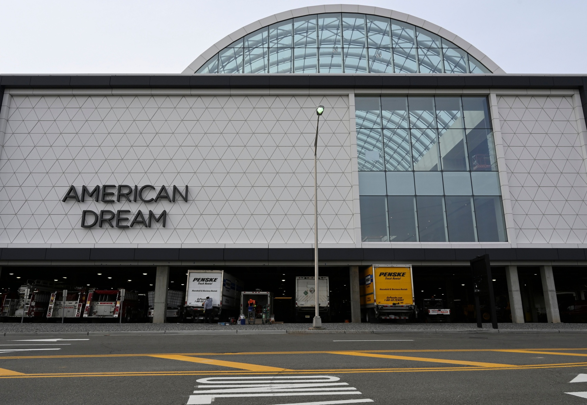 New Jersey's American Dream Mall Saw Sales Fall as Omicron Ramped Up -  Bloomberg