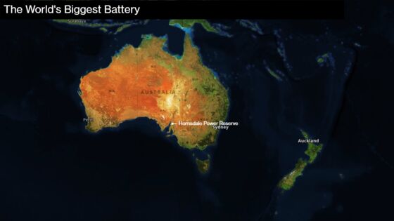 Tesla Set to Bulk Up the World’s Largest Lithium-Ion Battery
