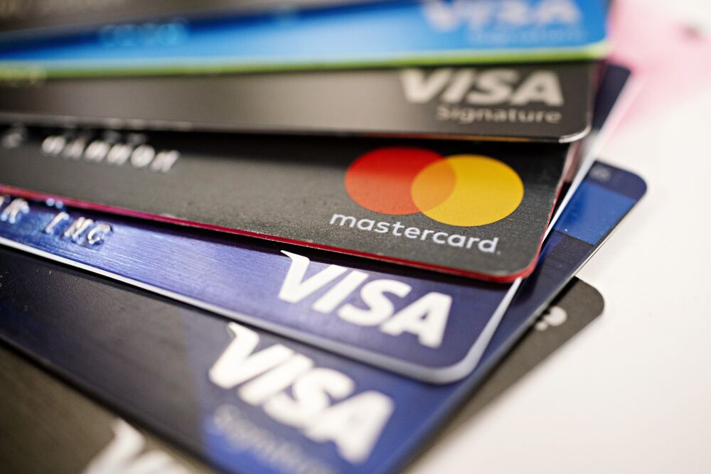 Visa Mastercard Amex Debut Competitor To Paypal Apple Pay Bloomberg