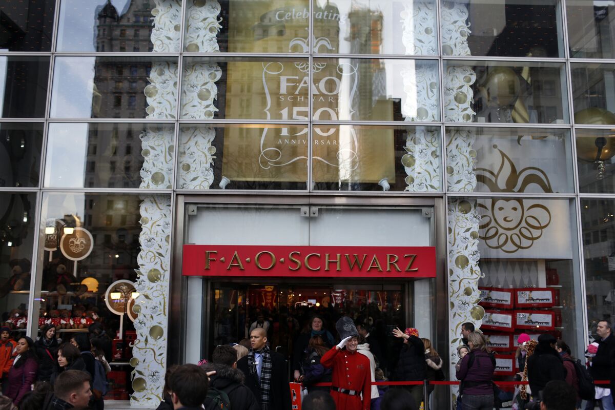 Back for Christmas, venerable toy store FAO Schwarz ends three-year absence  with return to Rockefeller Center – New York Daily News