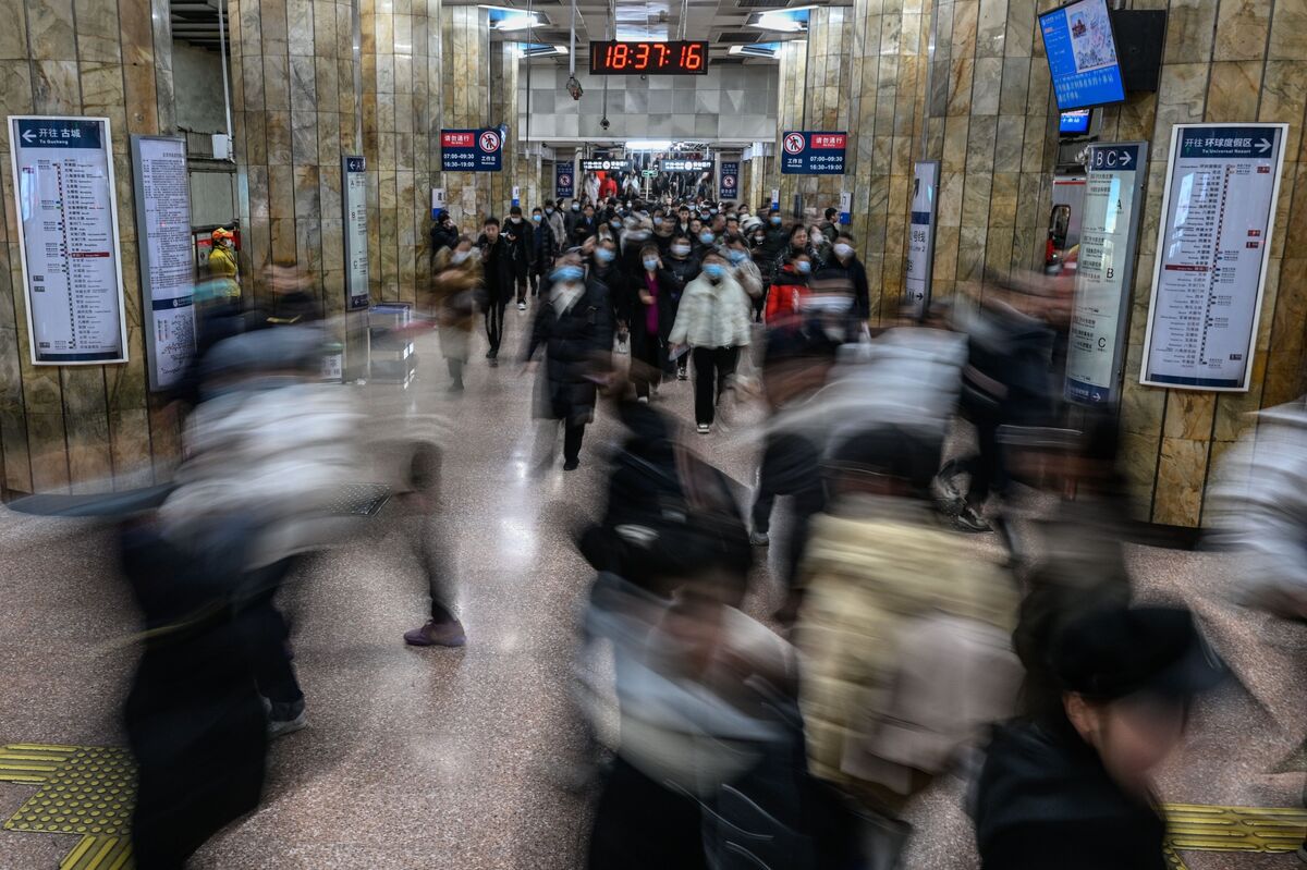 China State Media Defends New Talent Visa, Downplays Job Worries
