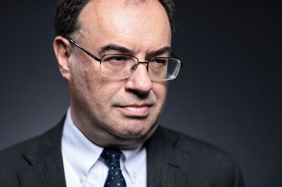 Andrew Bailey Faces First BOE Test as Coronavirus Rewrites Outlook