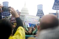 Marches for Science Take Place Around The Country