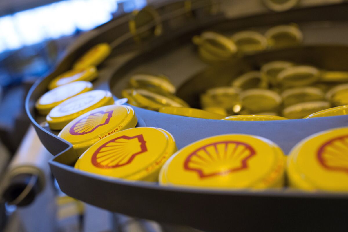 Shell Signals Energy Trading Rebound in Boost for Profit
