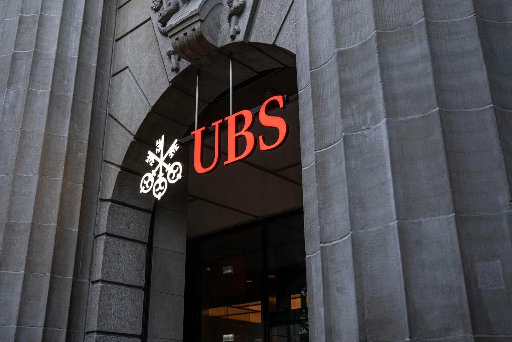 UBS Cuts Bond Loan Sale Outlook By 235 Billion On Trade Tumult UBS Cuts Bond Loan Sale Outlook By 235 Billion On Trade Tumult
