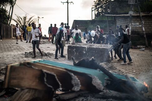 Protesters in Libreville