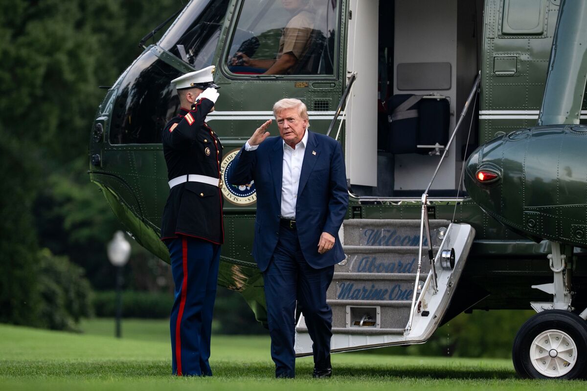 ブルームバーグのニュース記事「トランプ氏、ファニーとフレディの株式公開巡り大手銀首脳と個別協議」の画像