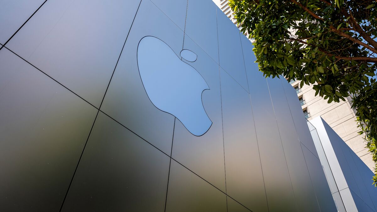 Apple Plans AI 'Answer Engine' to Rival OpenAI