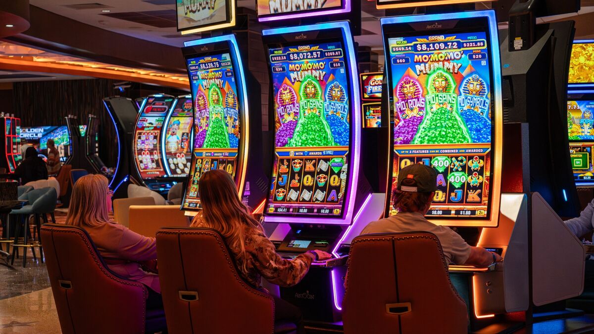 ‘Historical Horse Racing’ Devices Spark Casino Fight in Boston