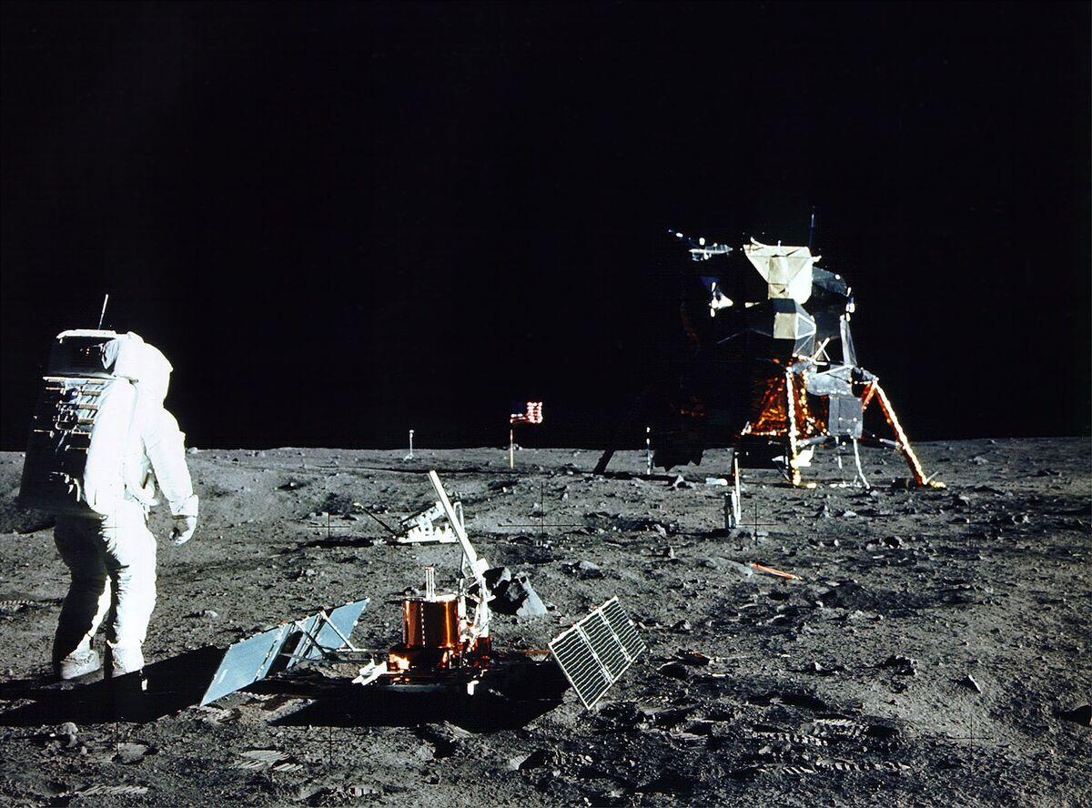 NASA Acting Chief Rejects Claims China Nears Moon Lead