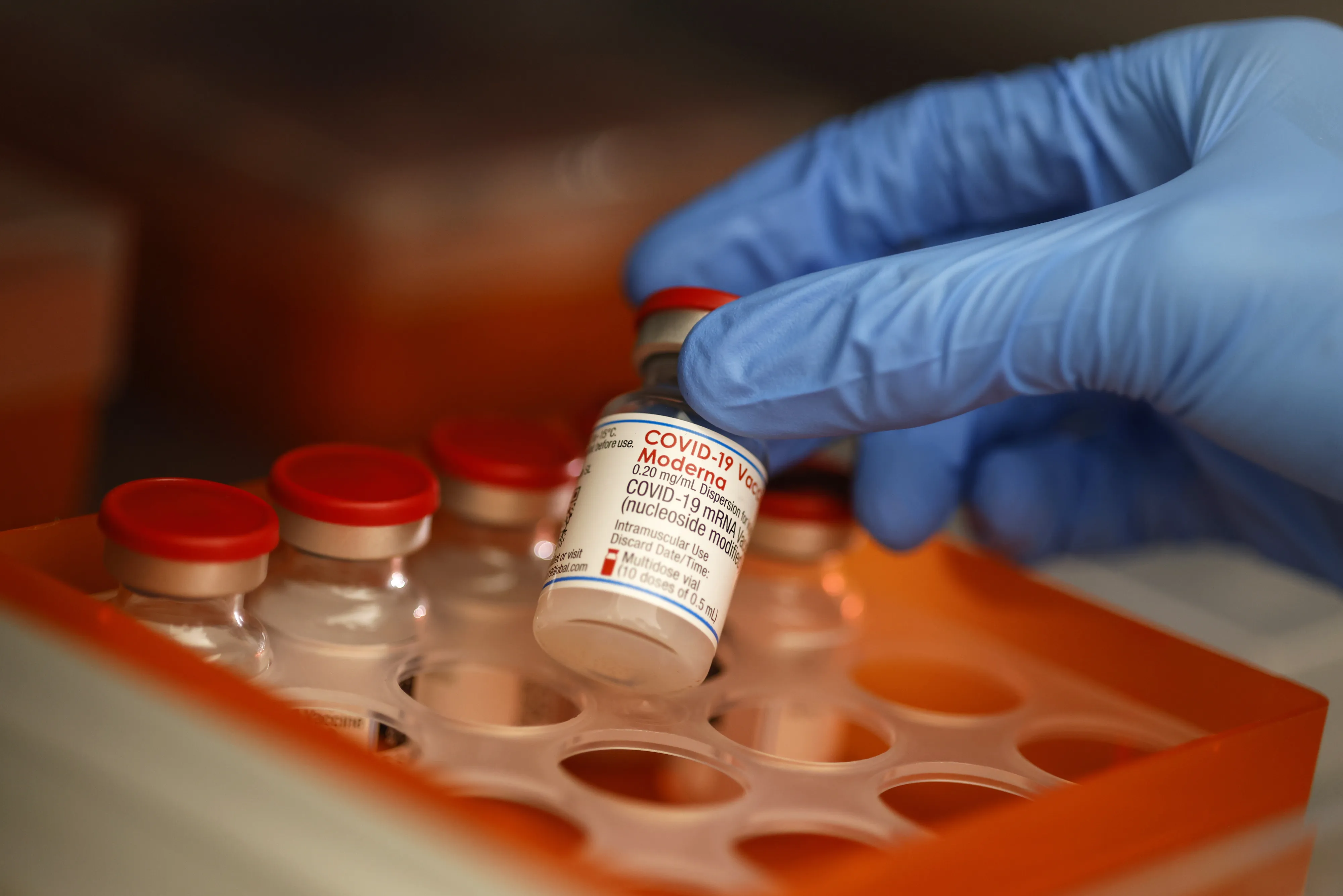 Moderna (MRNA) Says It’s Suing Pfizer (PFE), BioNTech Over Covid Shots ...
