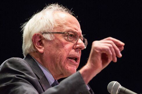 Democratic Presidential Candidate Bernie Sanders Gives Major Policy Address On Wall Street Reform
