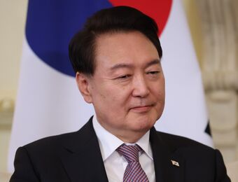 relates to South Korea’s Yoon to Meet Opposition Leader After Election Loss