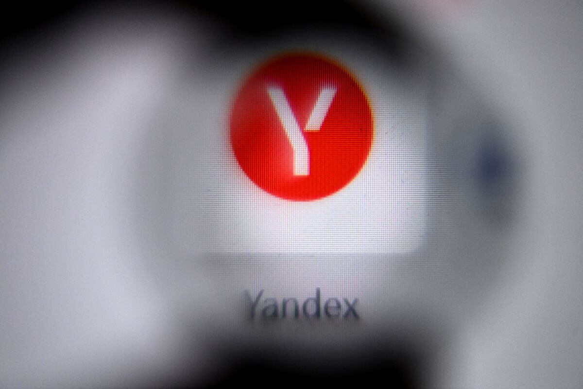 Putin Aide Leads Talks on Fate of Russia's Top Internet Company Yandex