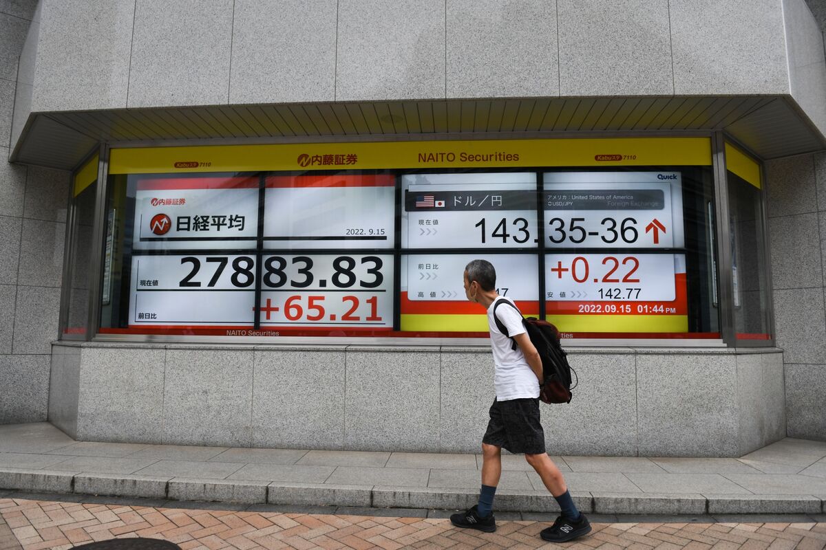 What's Happening In The World Economy: Japan's Weak Yen Turns From Goal ...