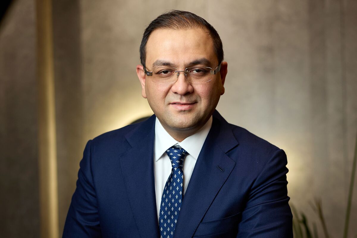 bloomberg.com - Yuliya Fedorinova - Uzbek Logistics Firm Centrum Bets on Silk Road Trade Before IPO