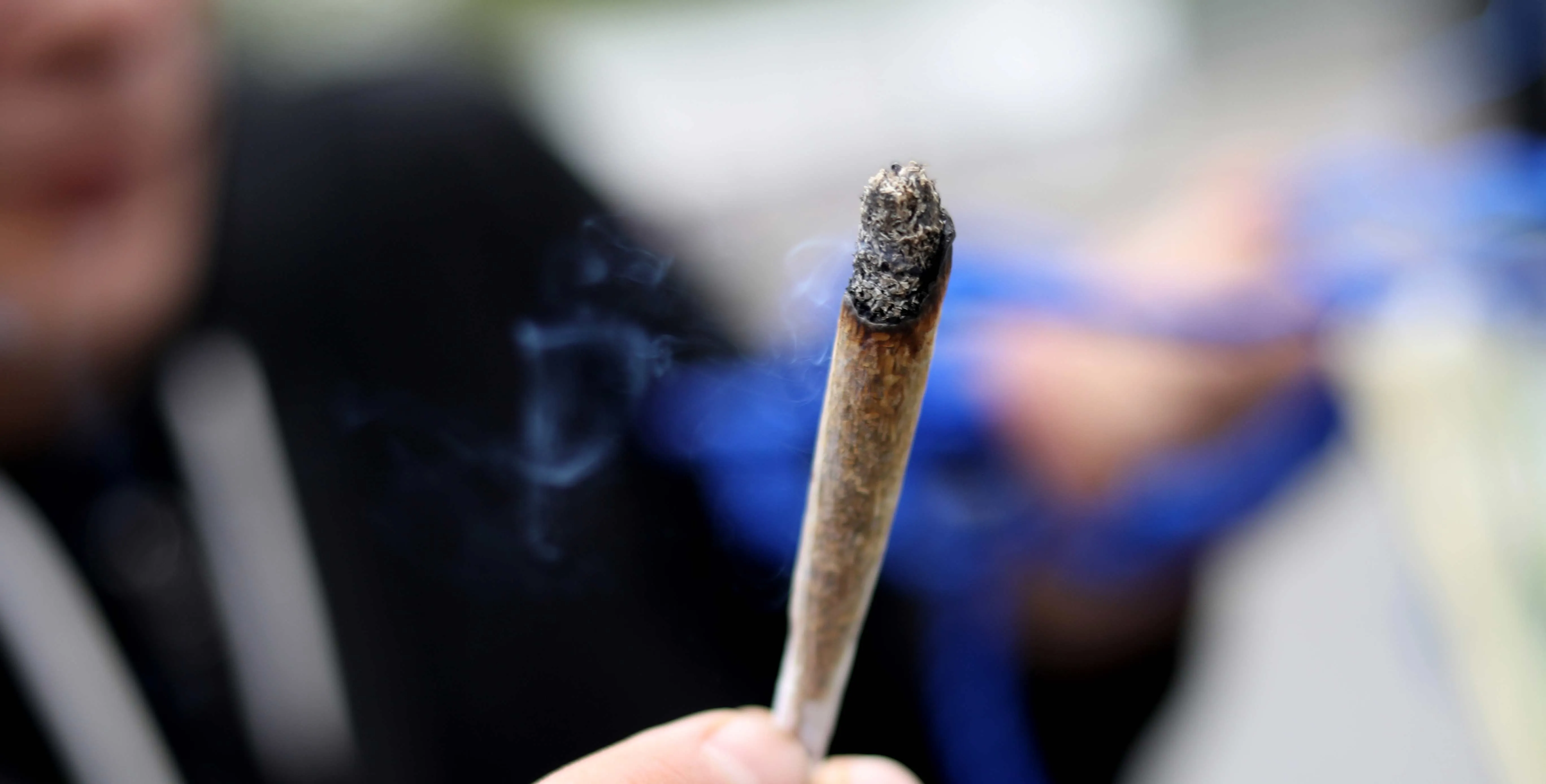 FRANCE-MARIJUANA-DEMONSTRATION