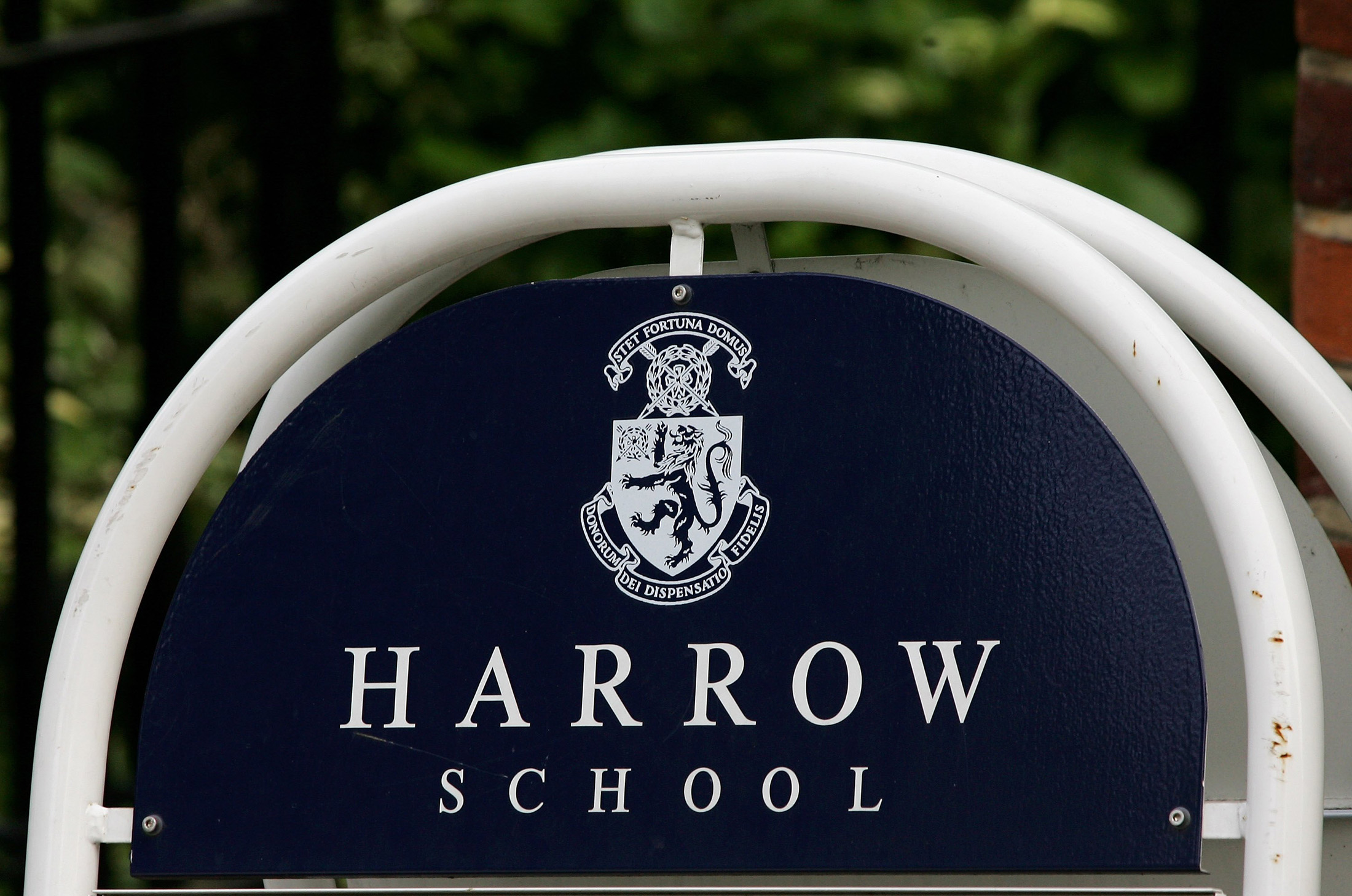 Harrow School Is Forced to Drop Its British Name in Beijing