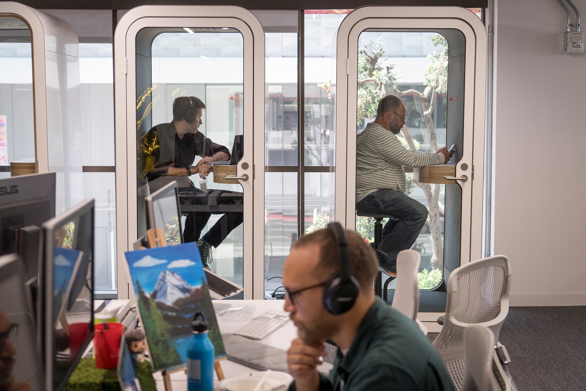 California Says GigWorker Law Doesn’t Target Uber, Postmates Bloomberg