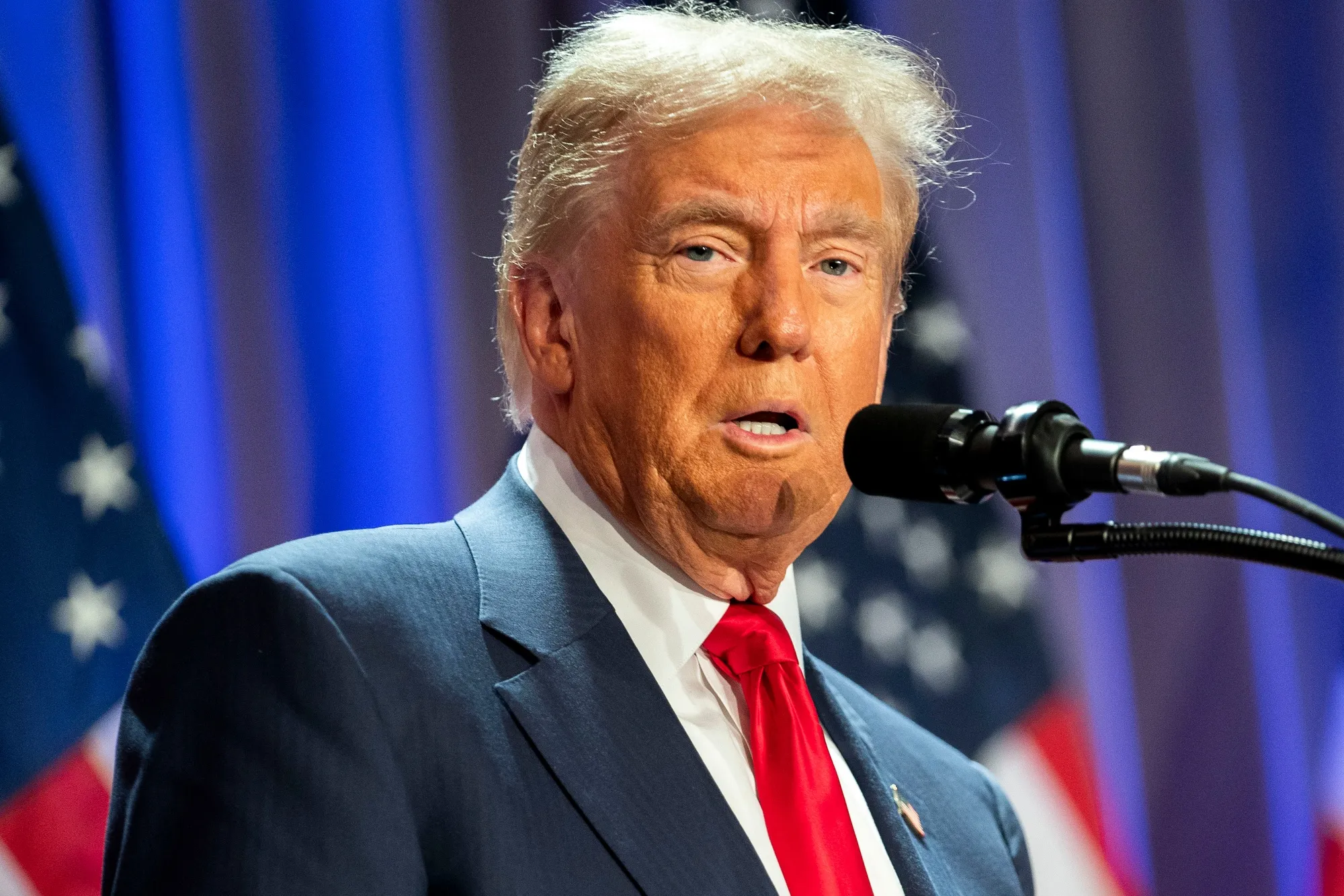 Trump Tariff Threats Shake Canada, Mexico, China Currencies (CAD, MXN, CNY)  - Bloomberg