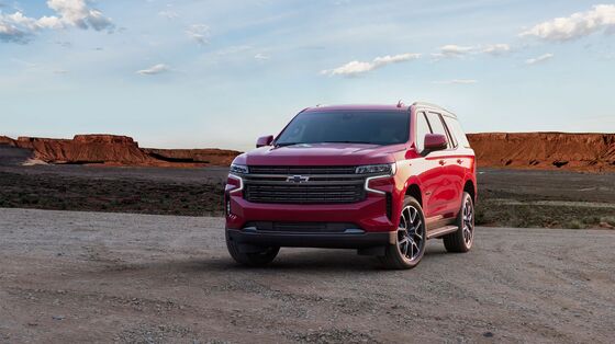 GM Prepares Big-SUV Counteroffensive With Larger Chevy Tahoe
