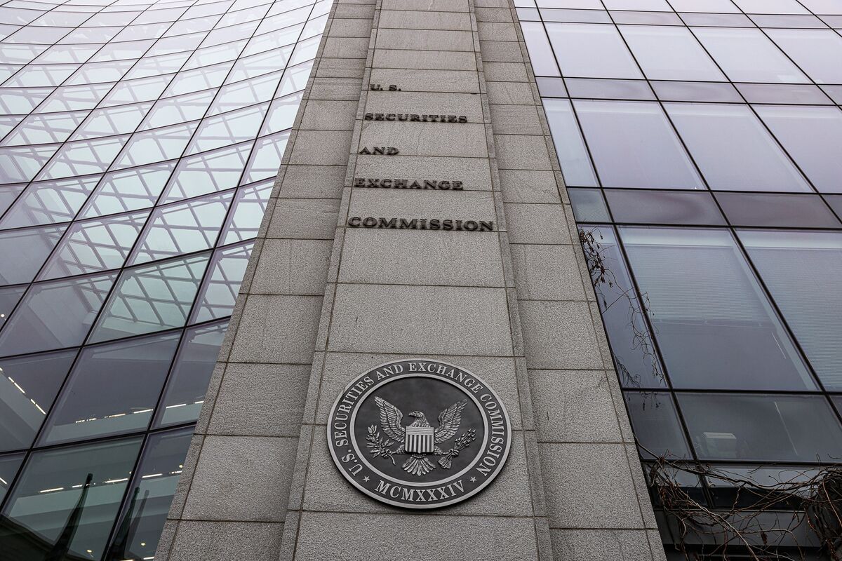 ⚫️ BLOOMBERG: Wall Street: Nuove Regole per la Gestione Centrale delle Operazioni sui Titoli di Stato