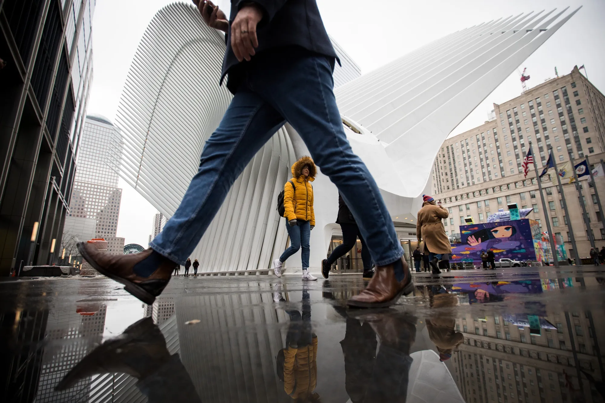 Views Of Manhattan As Tech Shares Push Indexes Higher; Crude Oil Tumbles 
