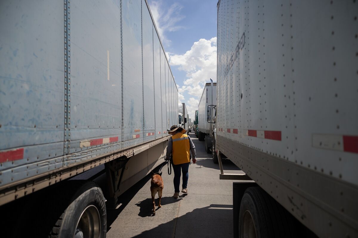 Mexico US Near Security Deal, Tariff Talks Extend