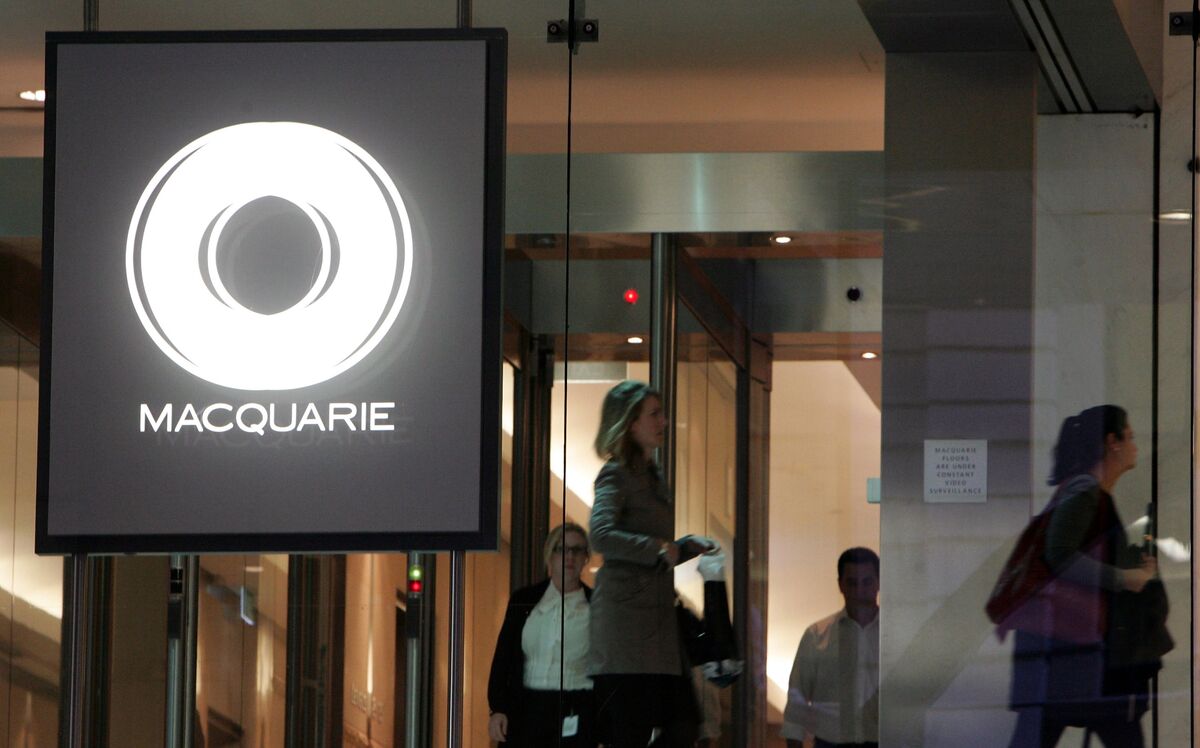 Macquarie Nears Deal to Buy Energy Services Firm SI Solutions From MidOcean