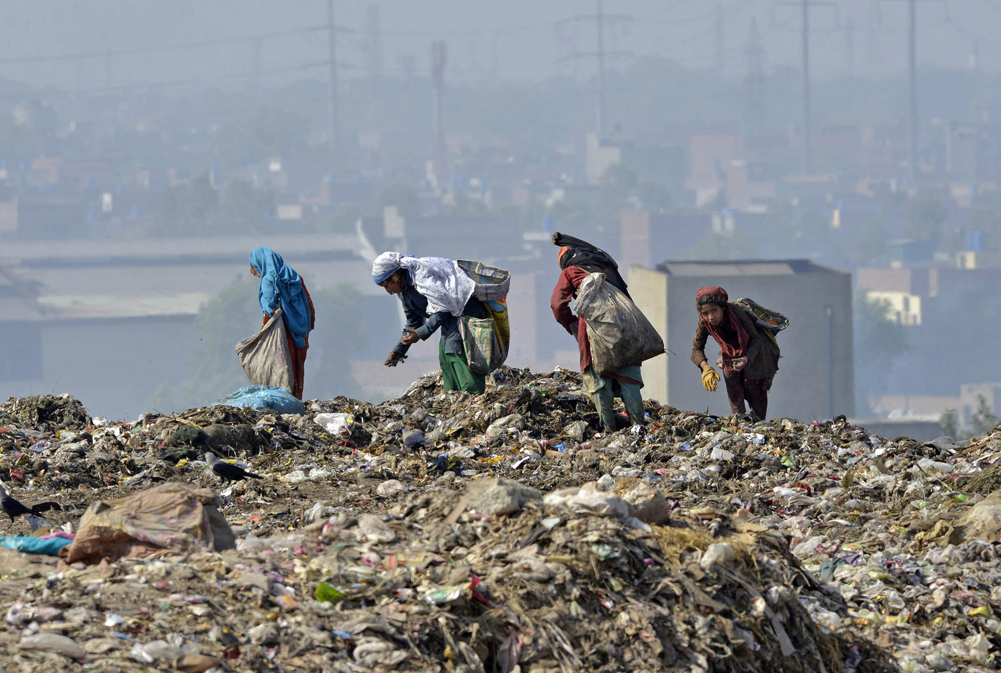 Methane Plumes In Pakistan Put Landfills In The Spotlight Bloomberg