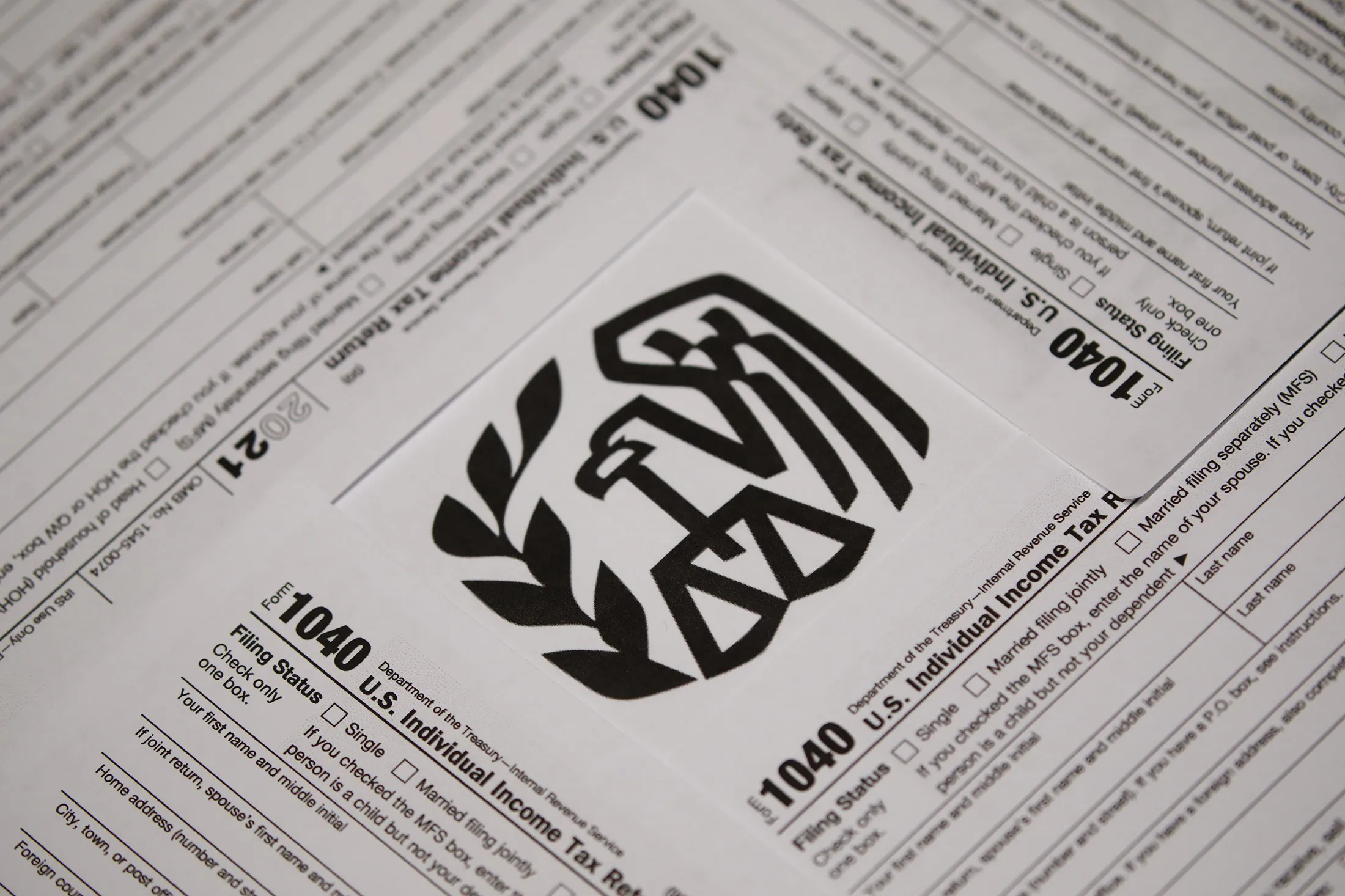 IRS Forms Ahead Of 2022 Income Tax Deadline