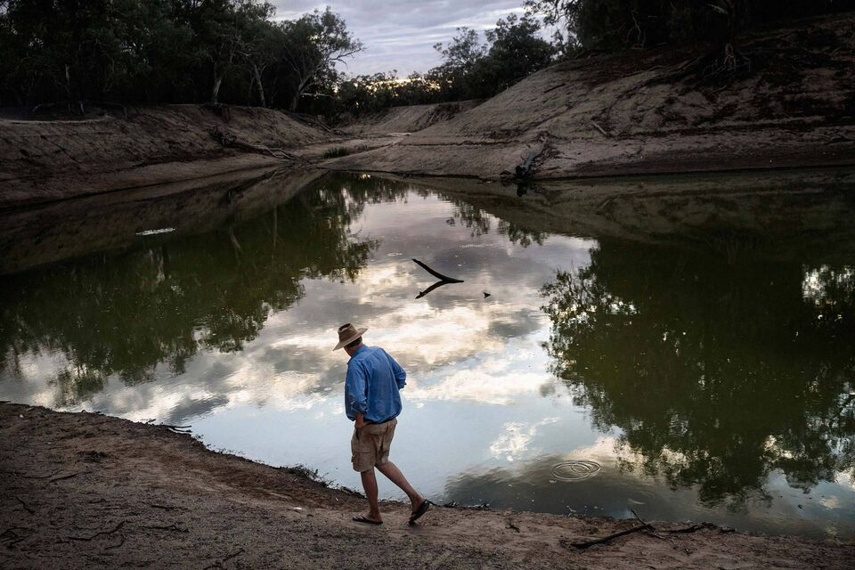 Australia Water Crisis Climate Change, Industrial Farms Dry Up the