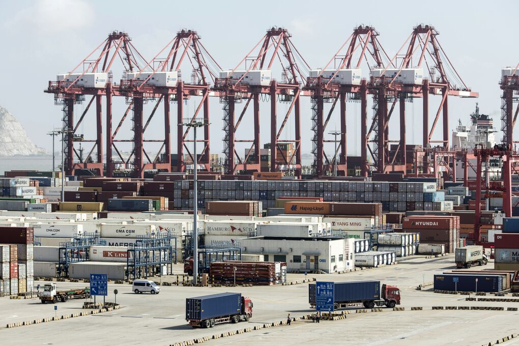 China's Trade Surplus With U.S. In August Reaches Record - Bloomberg