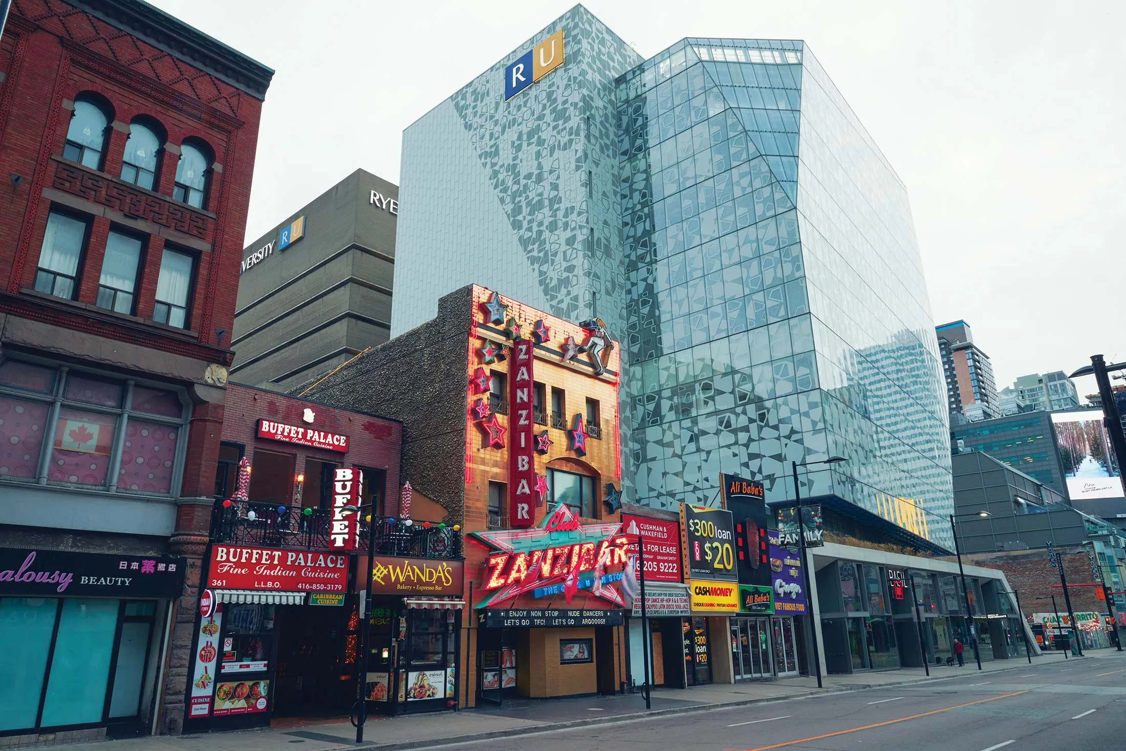 Its Closing Time for Torontos Strip Clubs - Bloomberg