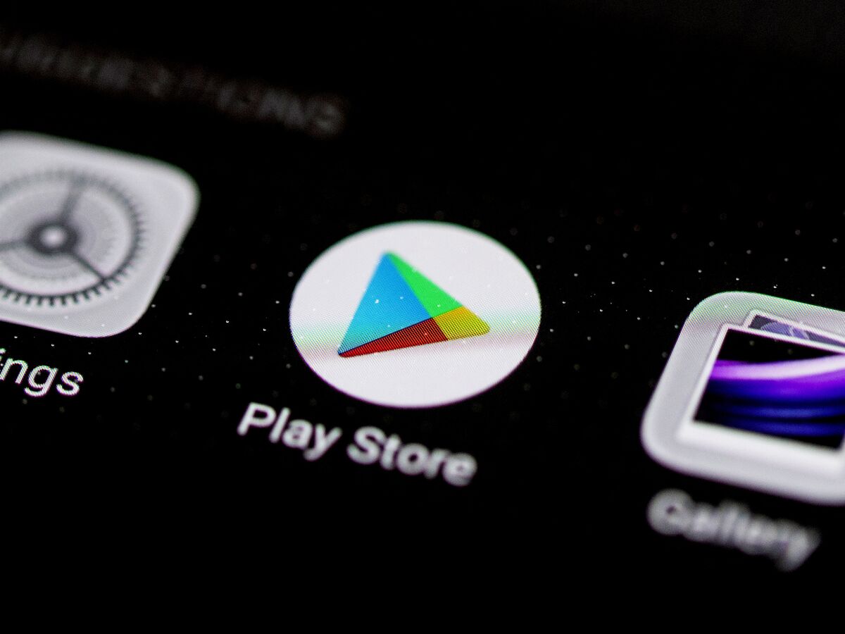 bloomberg.com - Upmanyu Trivedi - Apple, Google Offer App Store Changes to Allay CMA's Concerns