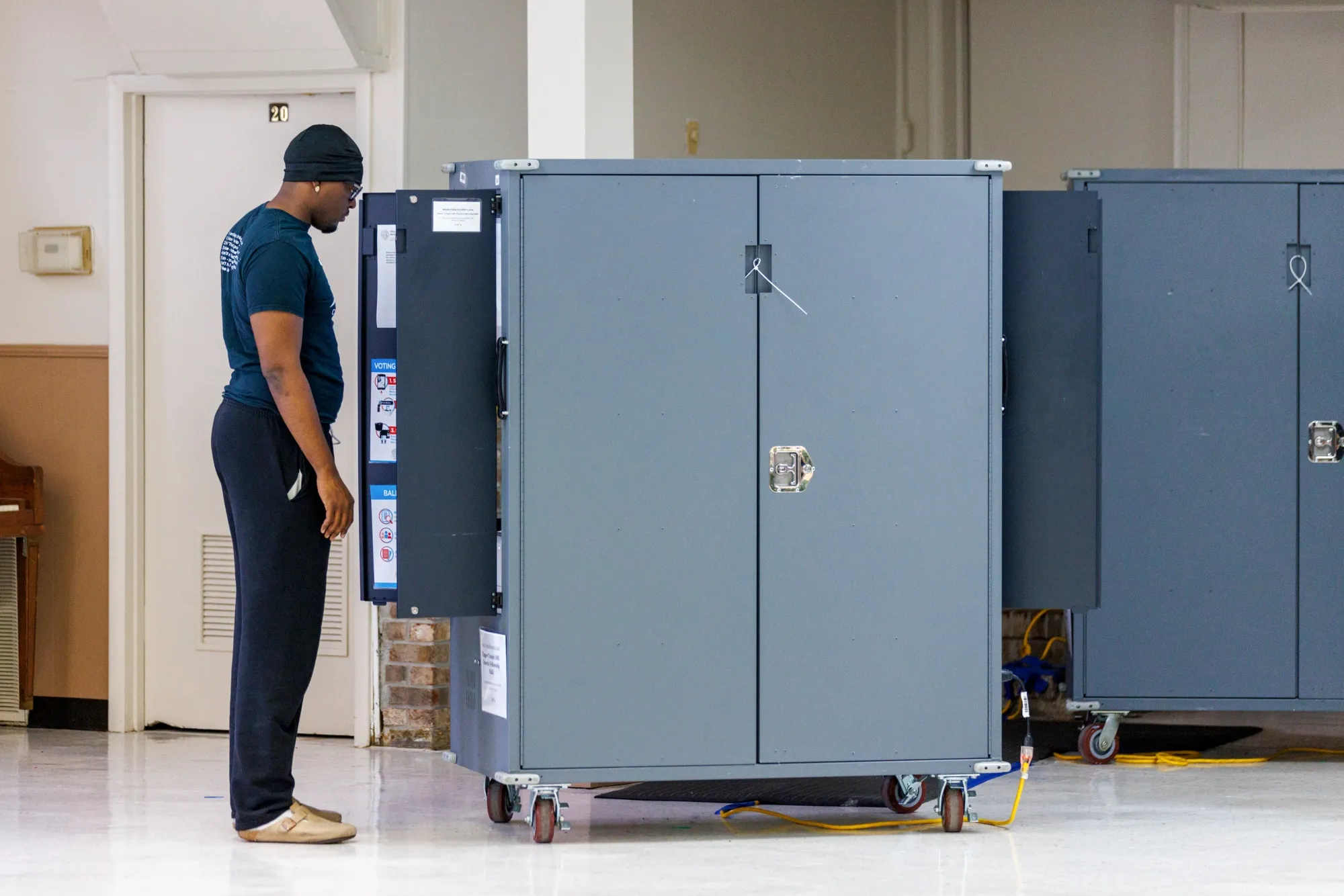 A voter marks their ballot&nbsp;in Atlanta, Georgia, US.