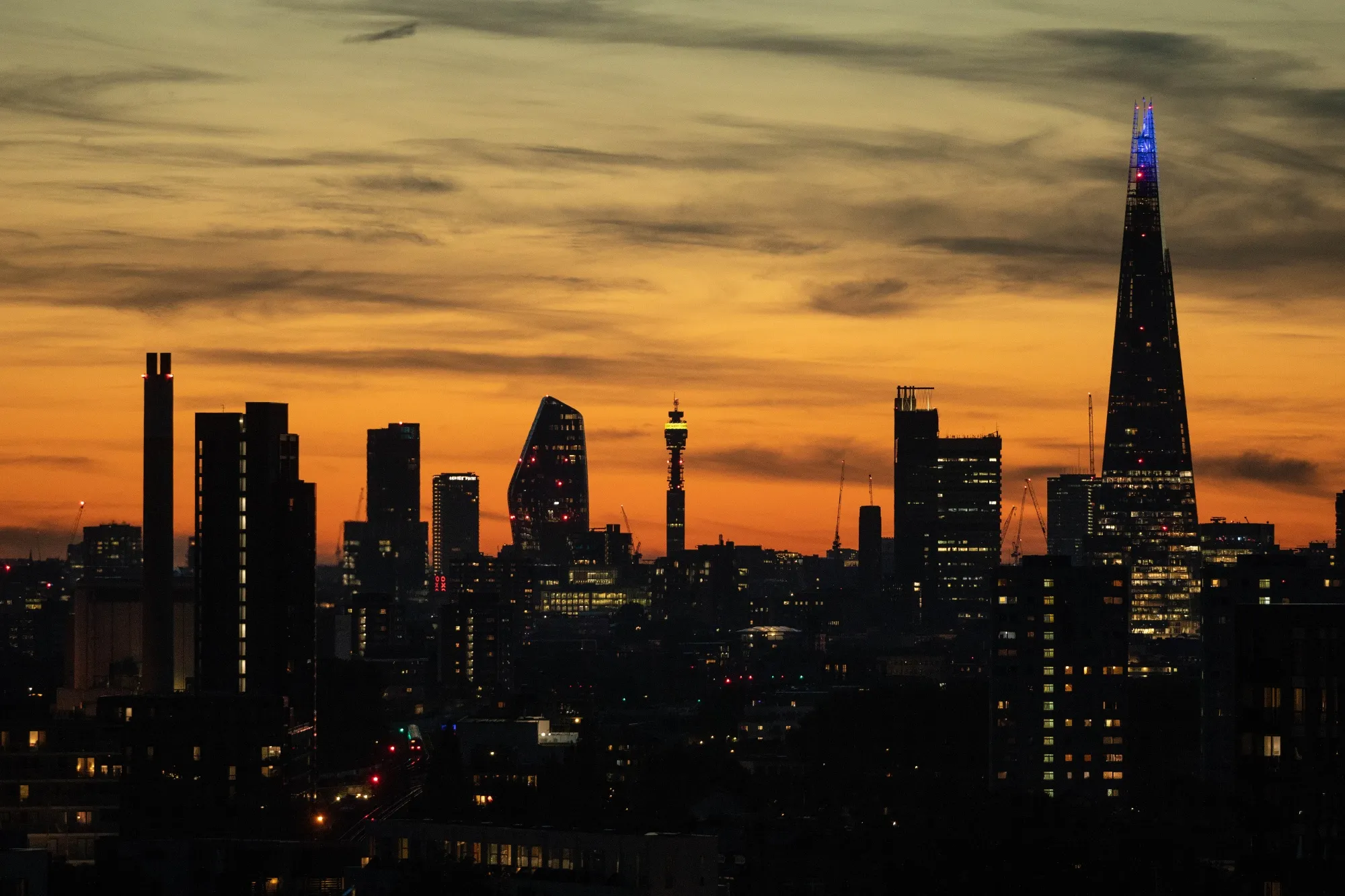 London's Best Offices Face 15% Plunge In Values From Virus Hit