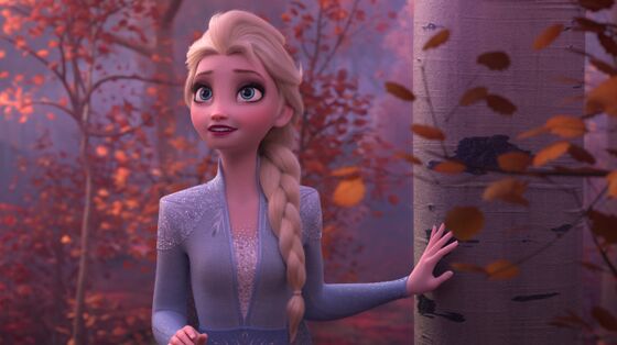 Anna and Elsa Deliver $127 Million for Disney in ‘Frozen II’ Debut
