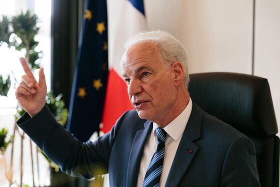 Macron Minister Resigns After Conviction Over Wealth Declaration