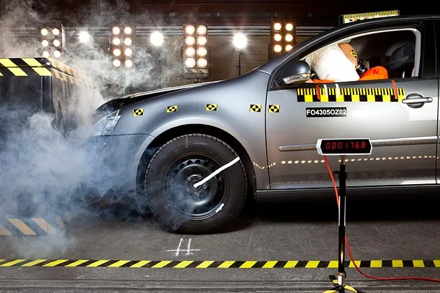 Cars That Flunk Tougher Crash Safety Tests Have Plenty of Company