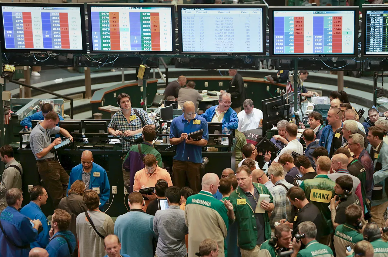 Traders work in the energy options pit at the New York Mercantile Exchange in 2012. Photograph by0xA0Scott Eells/Bloomberg