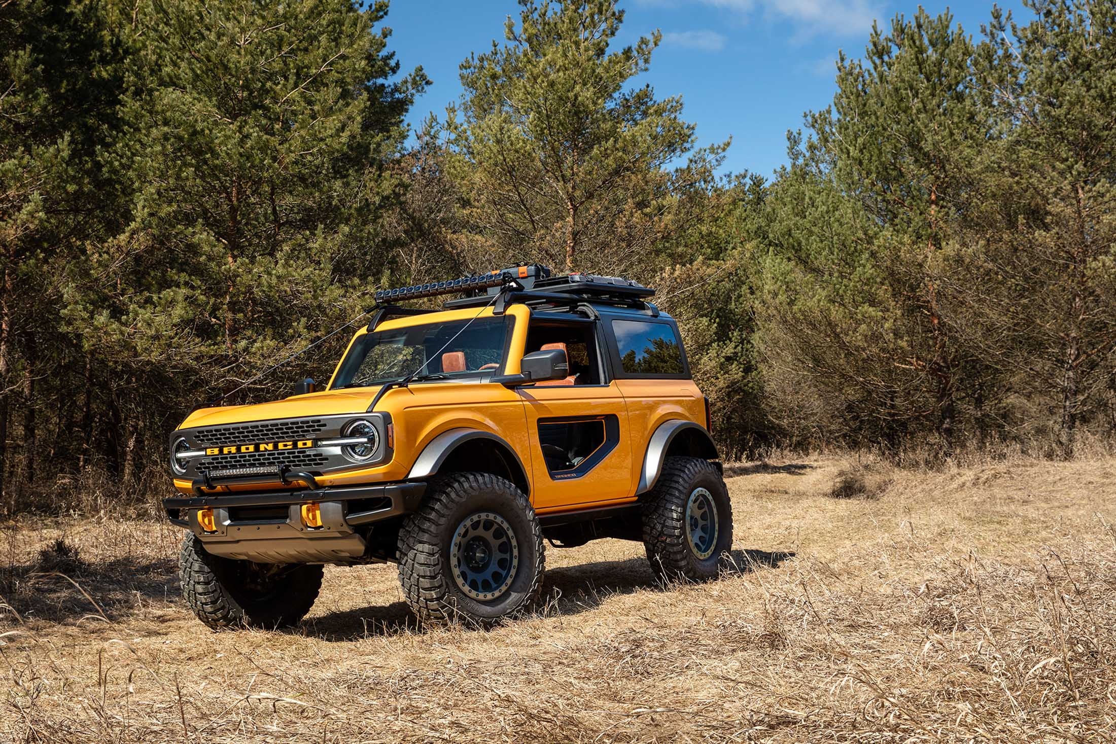 Bronco Club 2nd Gen T-Shirt - No Roads No Problem