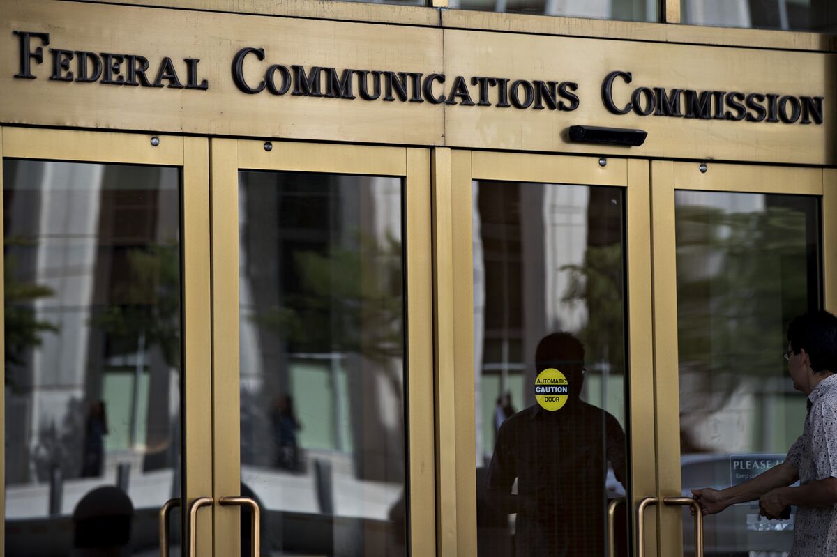 assets.bwbx.io image