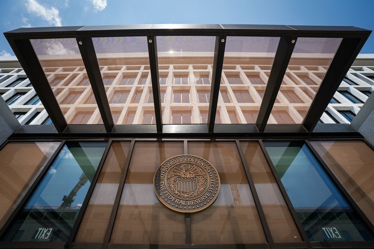 ⚫️ BLOOMBERG: "Funzionari della Federal Reserve favorevoli a un intervallo per l'obiettivo di inflazione"