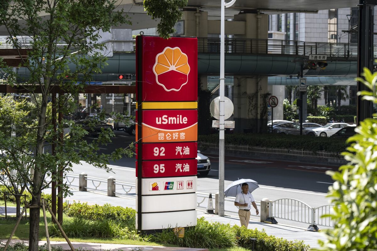 bloomberg.com - PetroChina First-Half Profit Rises 22% on Higher Oil Prices