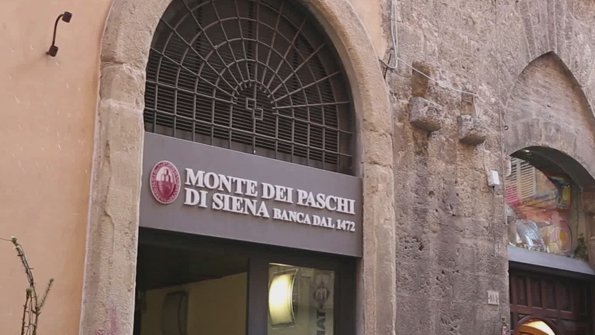 The Day I Got Paid for Crying - eileenanddogs, image size:1920x1080