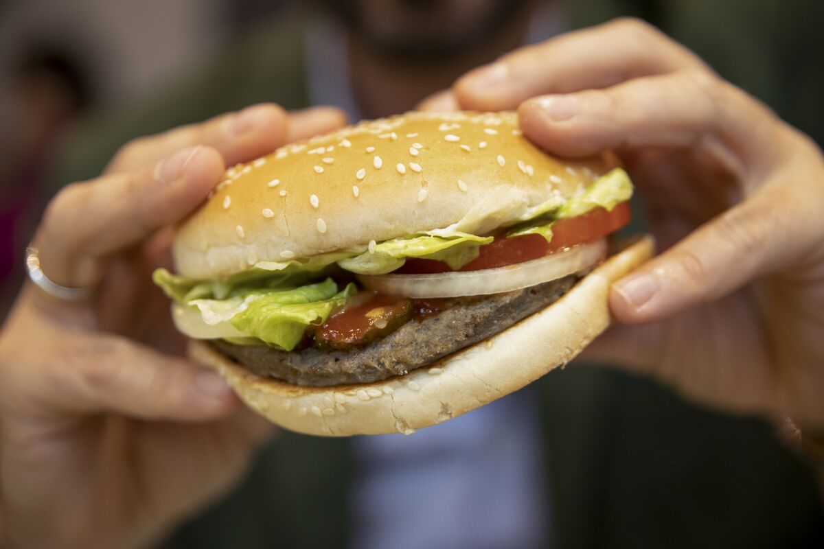 bloomberg.com - Reshmi Basu - Bondholders Take Over a Fast-Food Franchisee Bloated With Debt