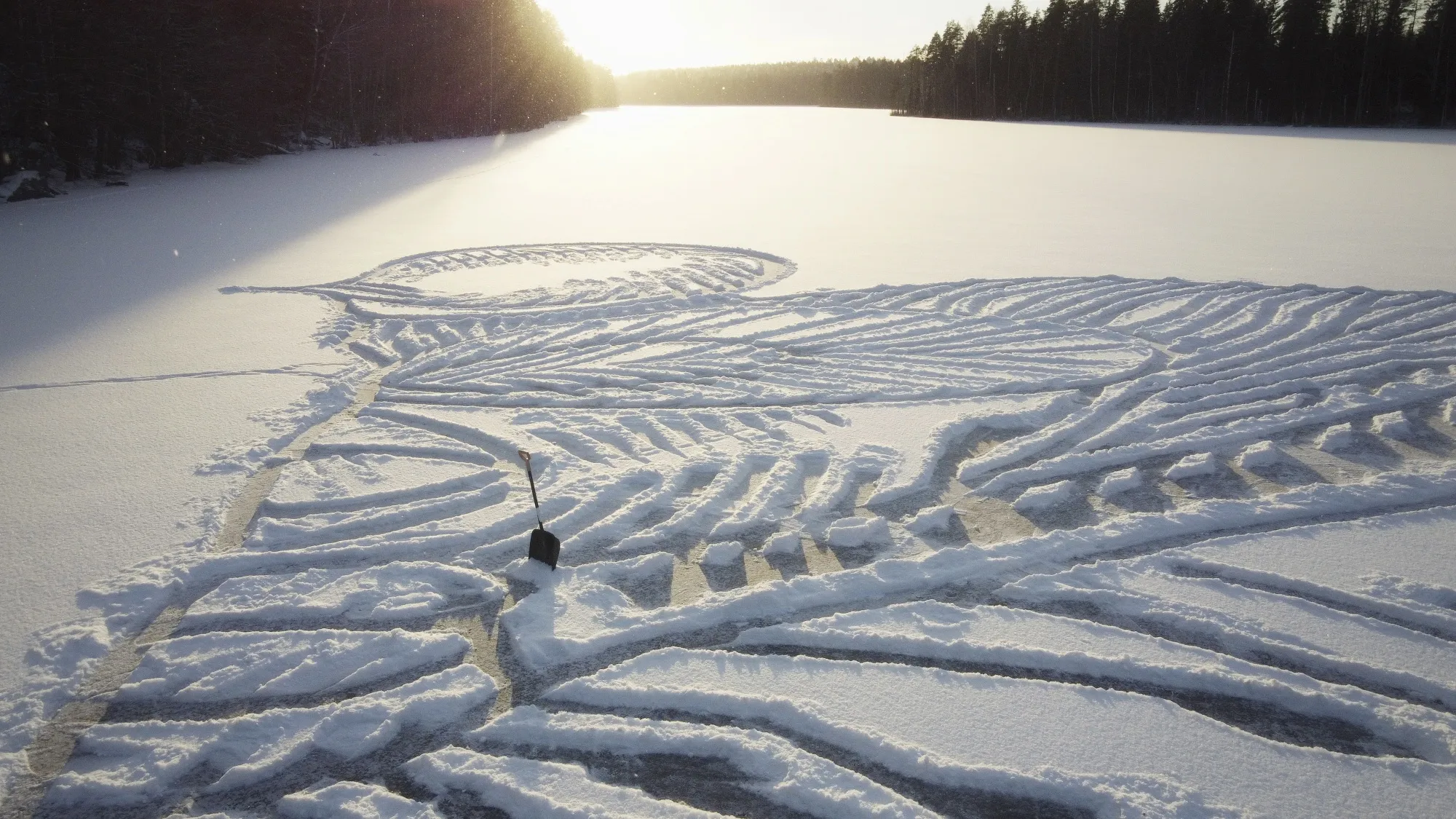 Beyond Snowman, Finnish Architect Creates Ephemeral Ice Art in