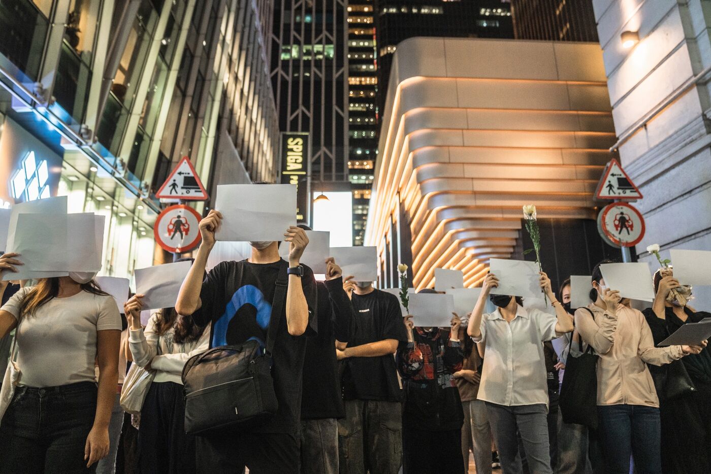 China Covid Protests Spread To Hong Kong As Dozens Rally - Bloomberg